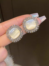 Vintage Square Crystal Ear Studs