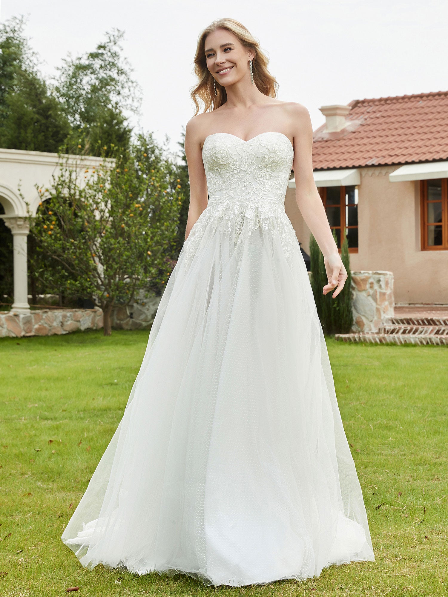 BABARONI Strapless Sweetheart Lace Bodice Tulle Skirt Bridal Gown-Champagne, Champagne / US0