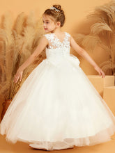 Ball-Gown/Princess Illusion Appliqued Flower Girl Dress