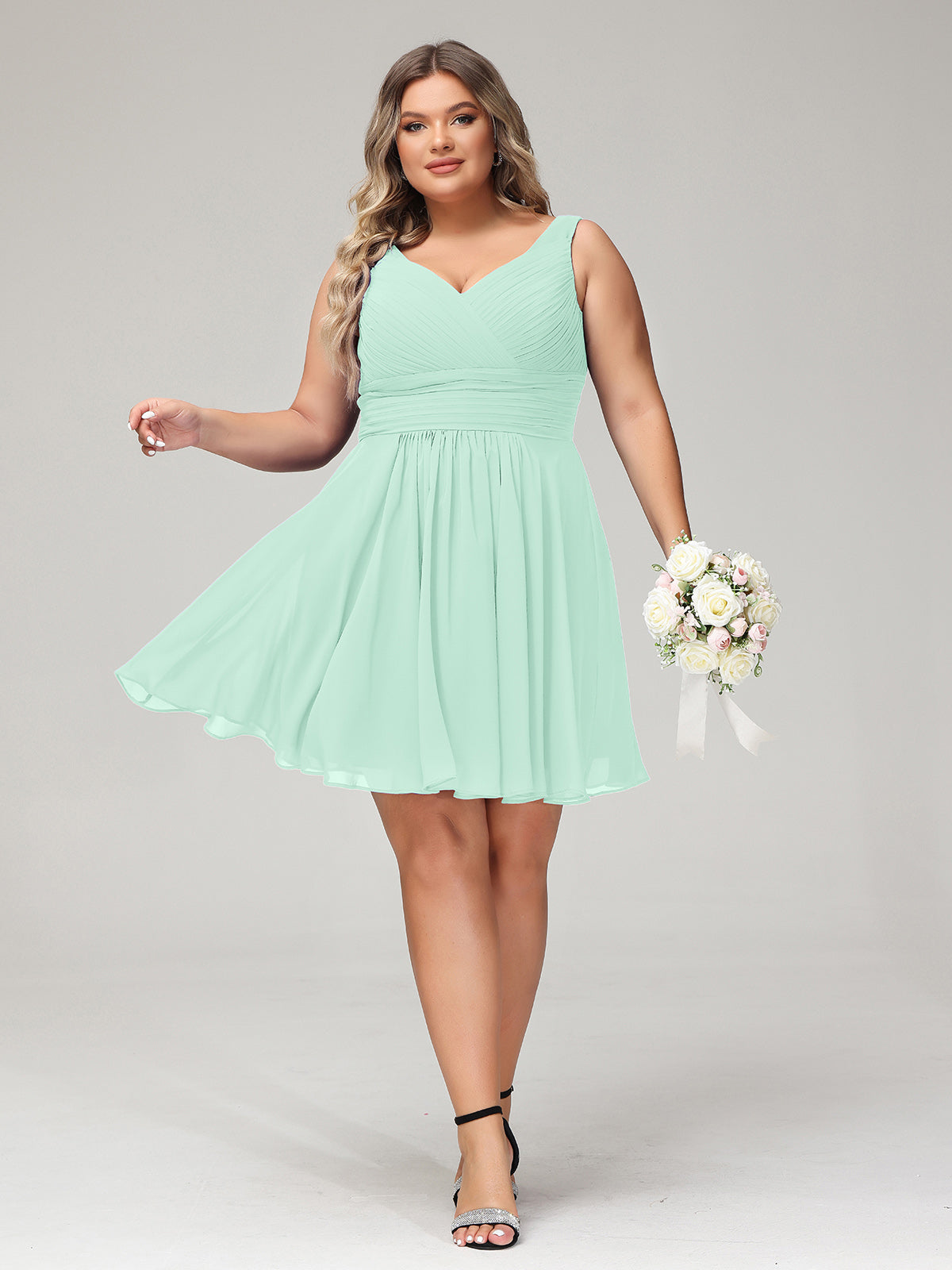 Mint Green Plus Size Chiffon Short Bridesmaid Dress V-Neck Mint Green Plus Size Chiffon Short Bridesmaid Dress V-Neck
