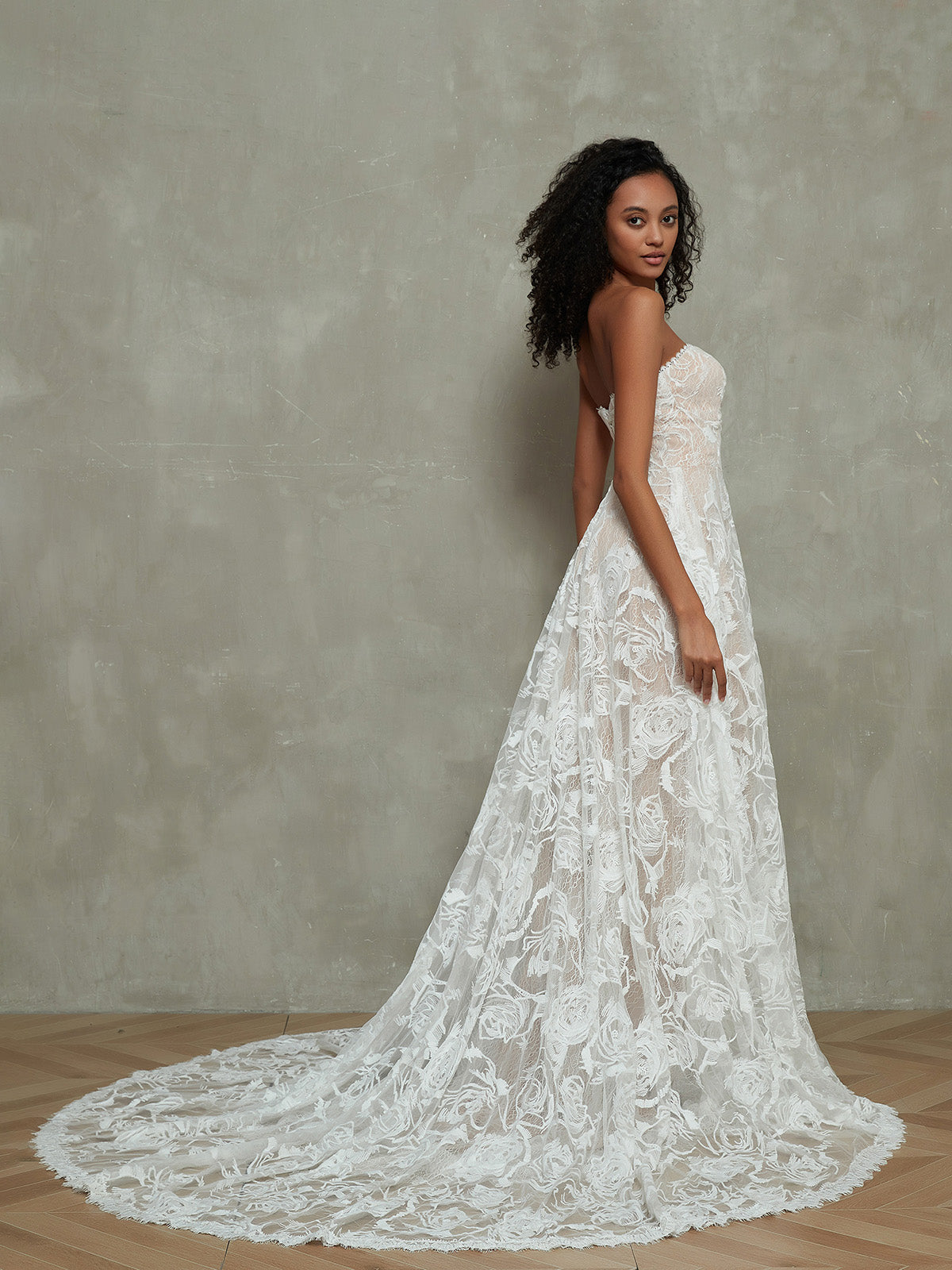 BABARONI Strapless Vintage Lace Wedding Gowns with Sweetheart Neck-Champagne, Champagne / US0 BABARONI Strapless Vintage Lace Wedding Gowns with Sweetheart Neck-Champagne, Champagne / US0