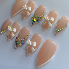 A Vow on the Fingertips