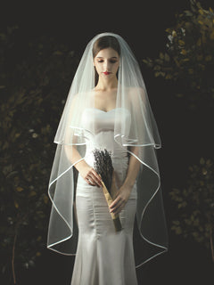 Classic Ivory Tulle Two Tier Wedding Veil