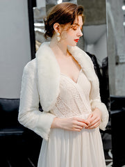 Faux Fur Long Sleeves Wedding Jacket