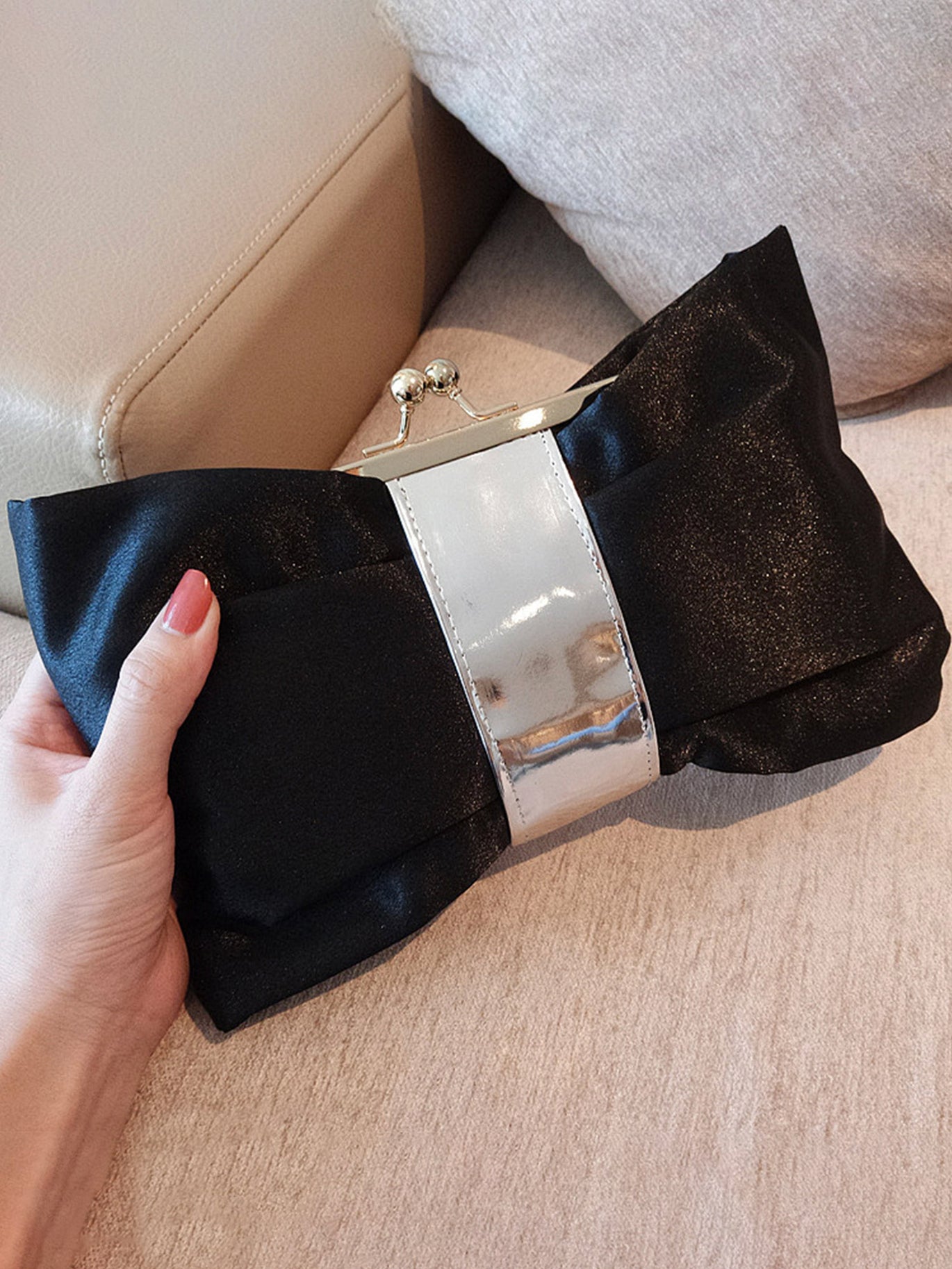 Stylish Bow Clutch Bag Black