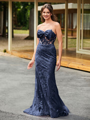 Bow-Front Lace Appliqued Trumpet/Mermaid Gown Dark Navy