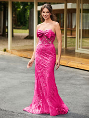Bow-Front Lace Appliqued Trumpet/Mermaid Gown Fuchsia