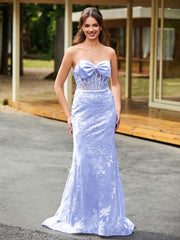 Bow-Front Lace Appliqued Trumpet/Mermaid Gown Lavender