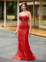 Bow-Front Lace Appliqued Trumpet/Mermaid Gown Red