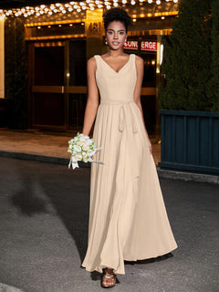 Simple Chiffon Dresses with V Neckline Champagne