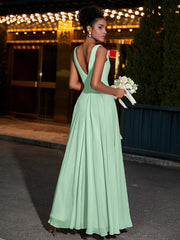 Simple Chiffon Dresses with V Neckline Mint Green