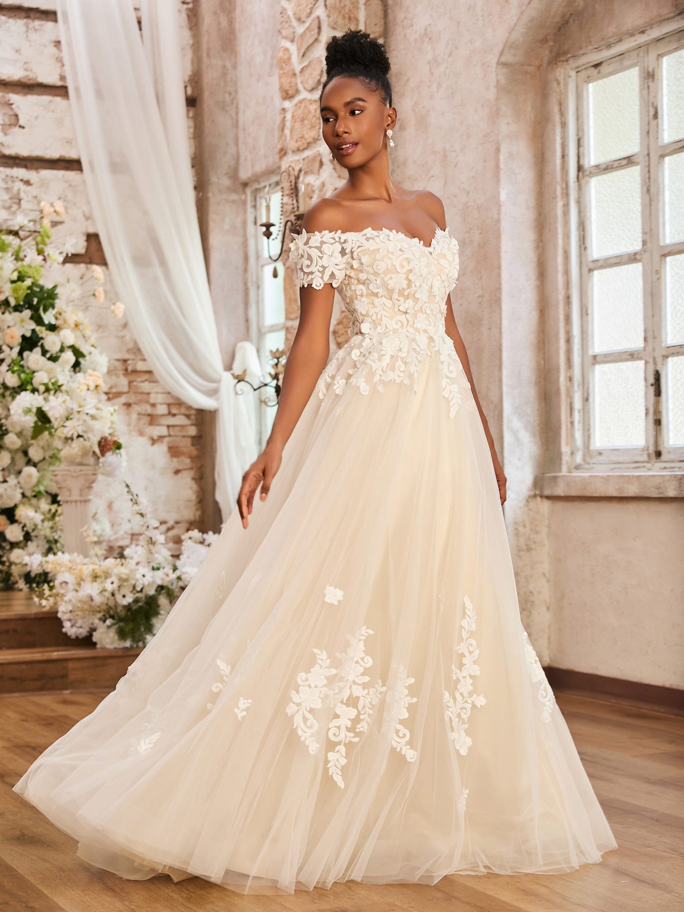 BABARONI Off-the-shoulder A-line Wedding Dress With Slit Ivory/Champagne, Ivory/Champagne / US0 BABARONI Off-the-shoulder A-line Wedding Dress With Slit Ivory/Champagne, Ivory/Champagne / US0