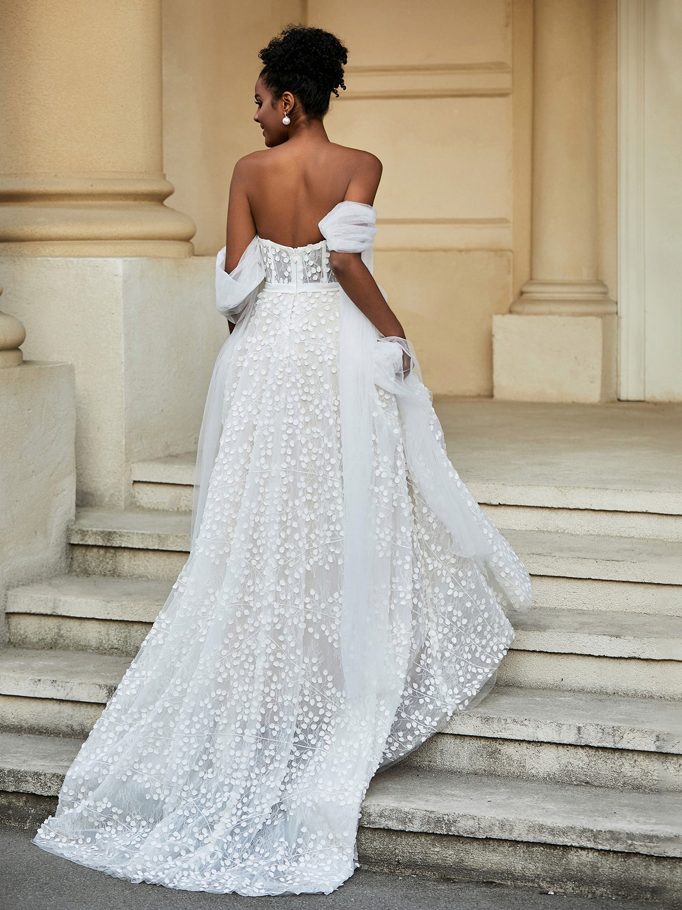 BABARONI Sweetheart Neckline Sleeveless Lace A-Line Wedding Dress White, White / US0