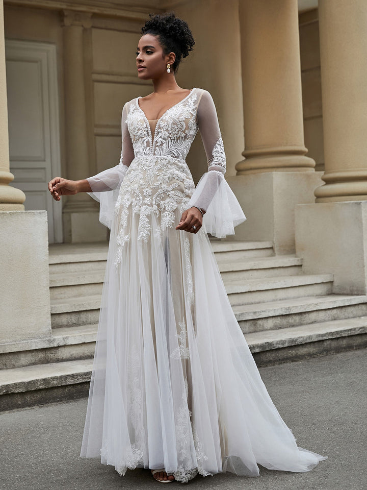 Beach A Line Lace  Tulle V Back Wedding Dresses main image 0