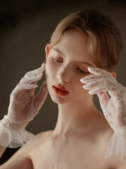 Romantic Short Sheer Lace Pearl Gloves