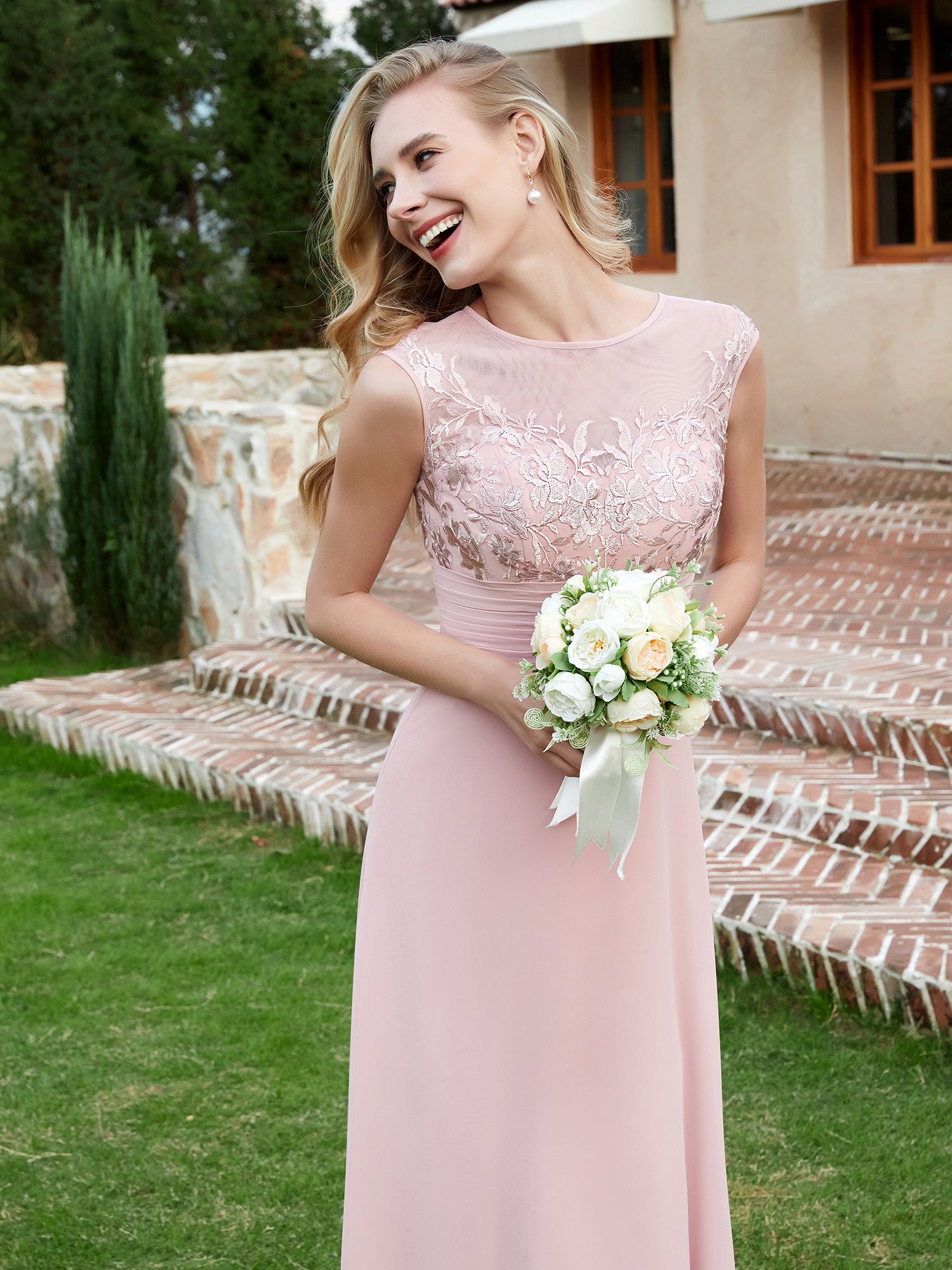 Godusa-7.jpg?v=1703814505&