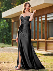 Trumpet/Mermaid Lace Appliqued Ruched Dress with Slit Black