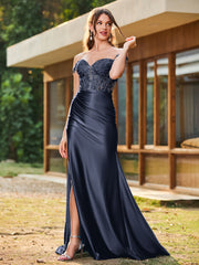 Trumpet/Mermaid Lace Appliqued Ruched Dress with Slit Dark Navy