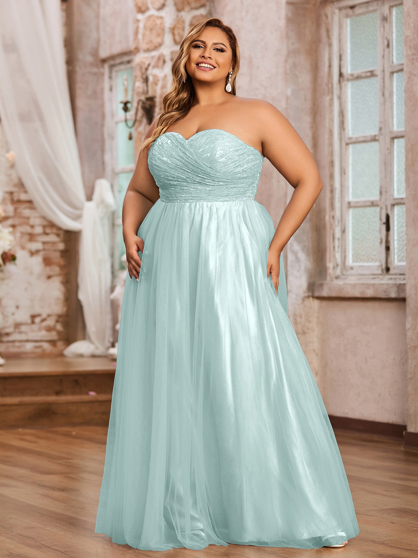 Mist Plus Size Tulle Lace Bridesmaid Dress Sweetheart Neck Long Strapless Gown
