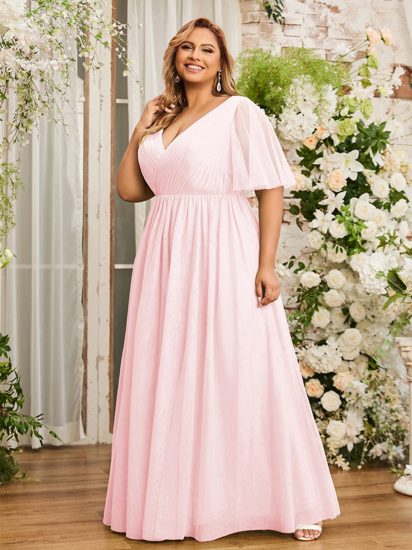 Plus Size Bridesmaid Dresses & Gowns | BABARONI Plus Size Bridesmaid Dresses & Gowns | BABARONI