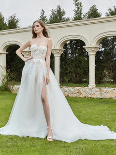 Tulle And Lace Sleeveless Wedding Dress With Slit Ivory