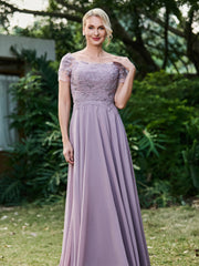 Flower Appliqued Chiffon Dress with Pleated Tahiti